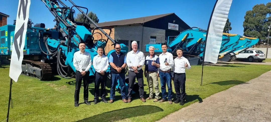 登陆南非，平博在线智能新型凿岩利器交付客户