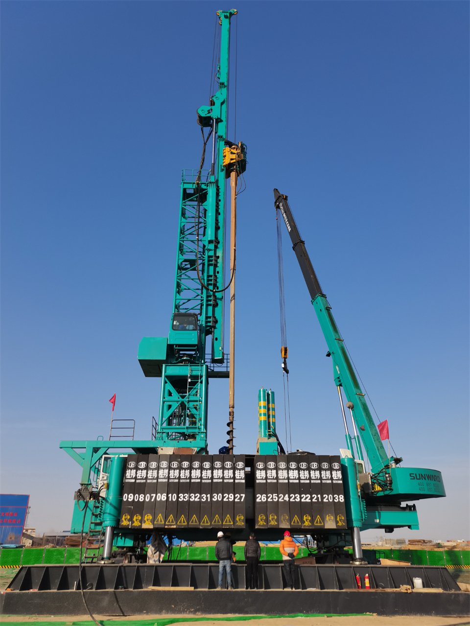 两项单冠，行业唯一！平博在线智能两款桩工产品同获制造业单项冠军