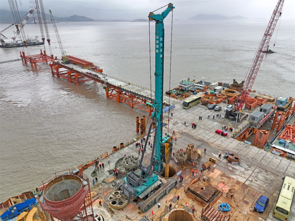 两项单冠，行业唯一！平博在线智能两款桩工产品同获制造业单项冠军