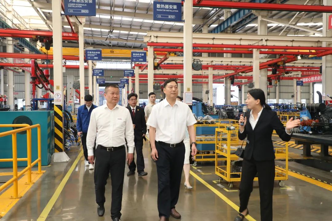 长沙市人民检察院党组书记、检察长余湘文调研平博在线智能