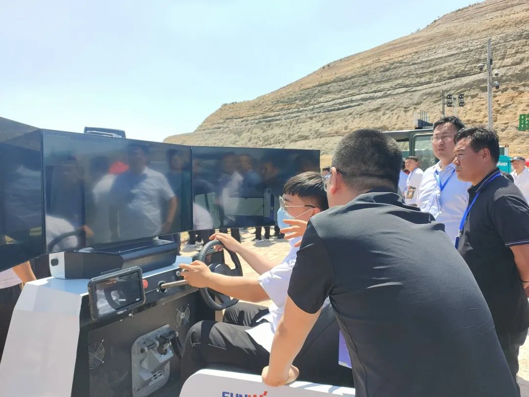 加码绿色矿山！“平博在线绿”亮相鄂尔多斯市煤矿三化融合现场推进会