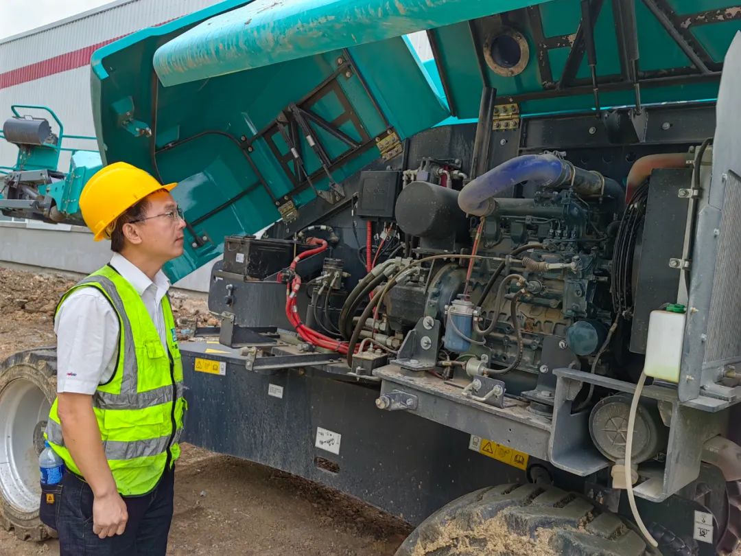 倾听客户心声！平博在线智能高空机械“服务万里行”走进东北