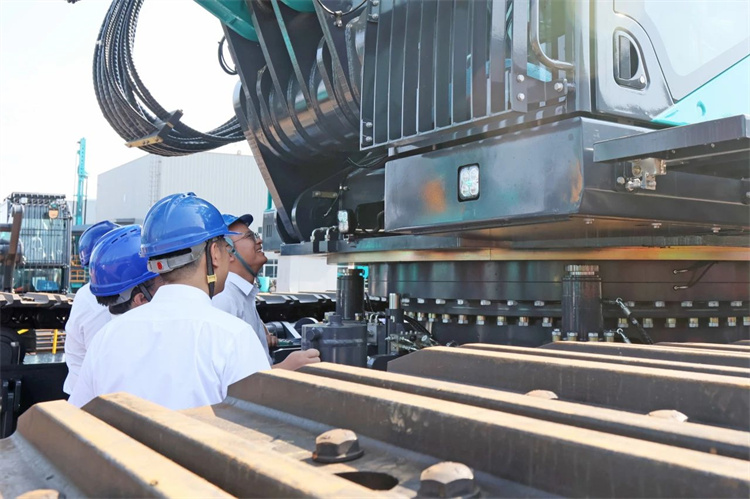 平博在线智能桩工机械再添强将！SWDM800H旋挖钻机顺利下线