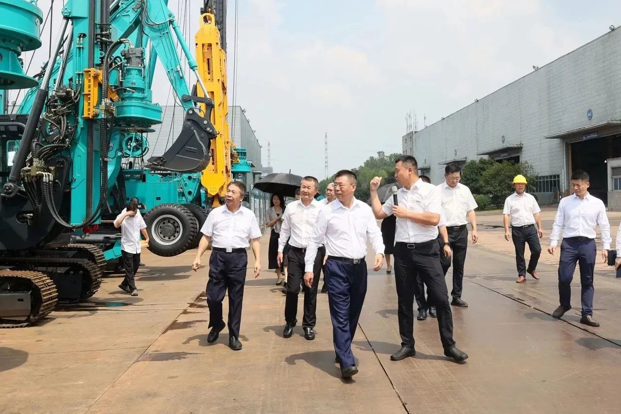 两家世界500强企业董事长同访平博在线智能