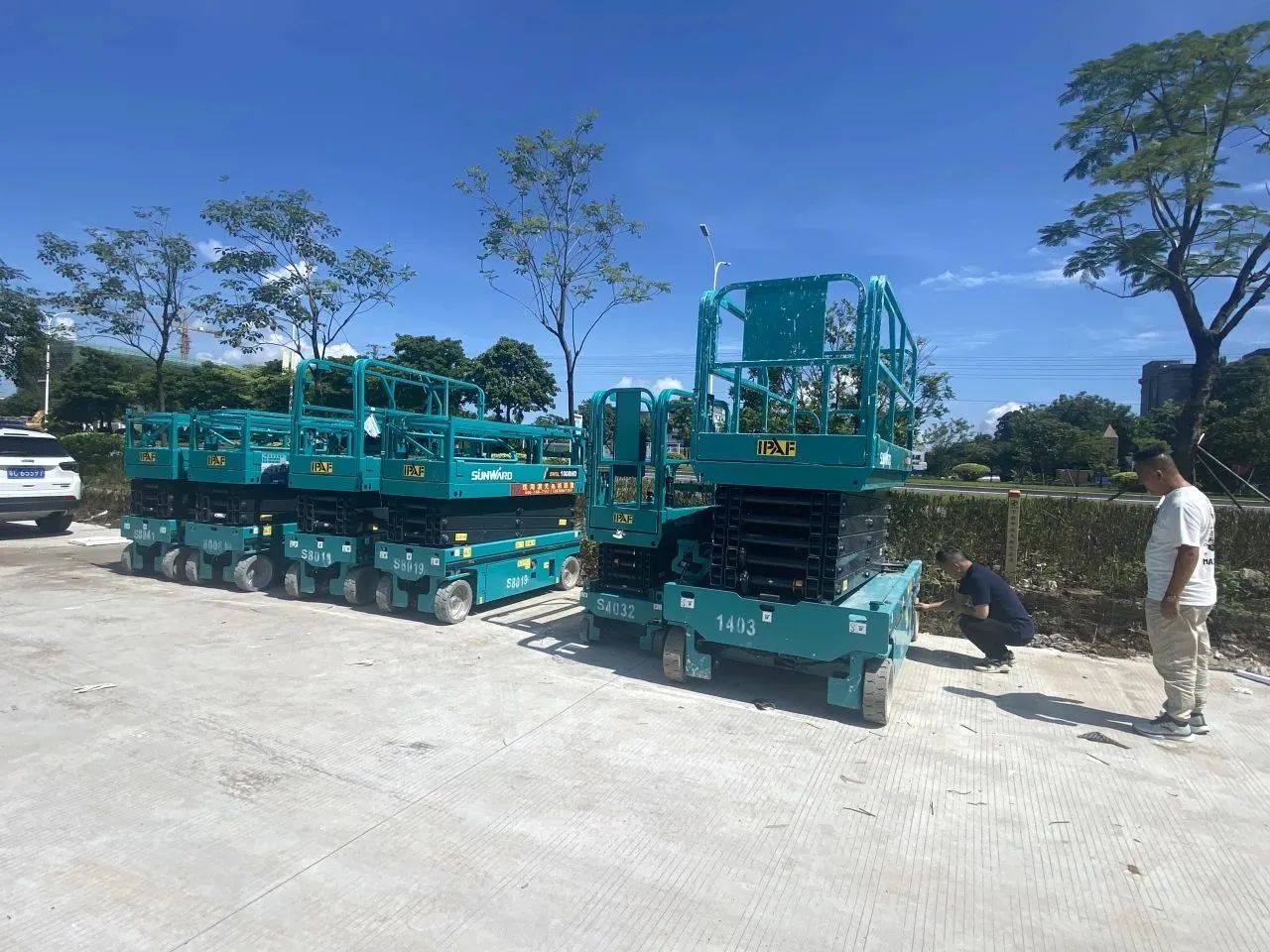 品质平博在线，用心服务！平博在线智能高空机械服务万里行走进华南