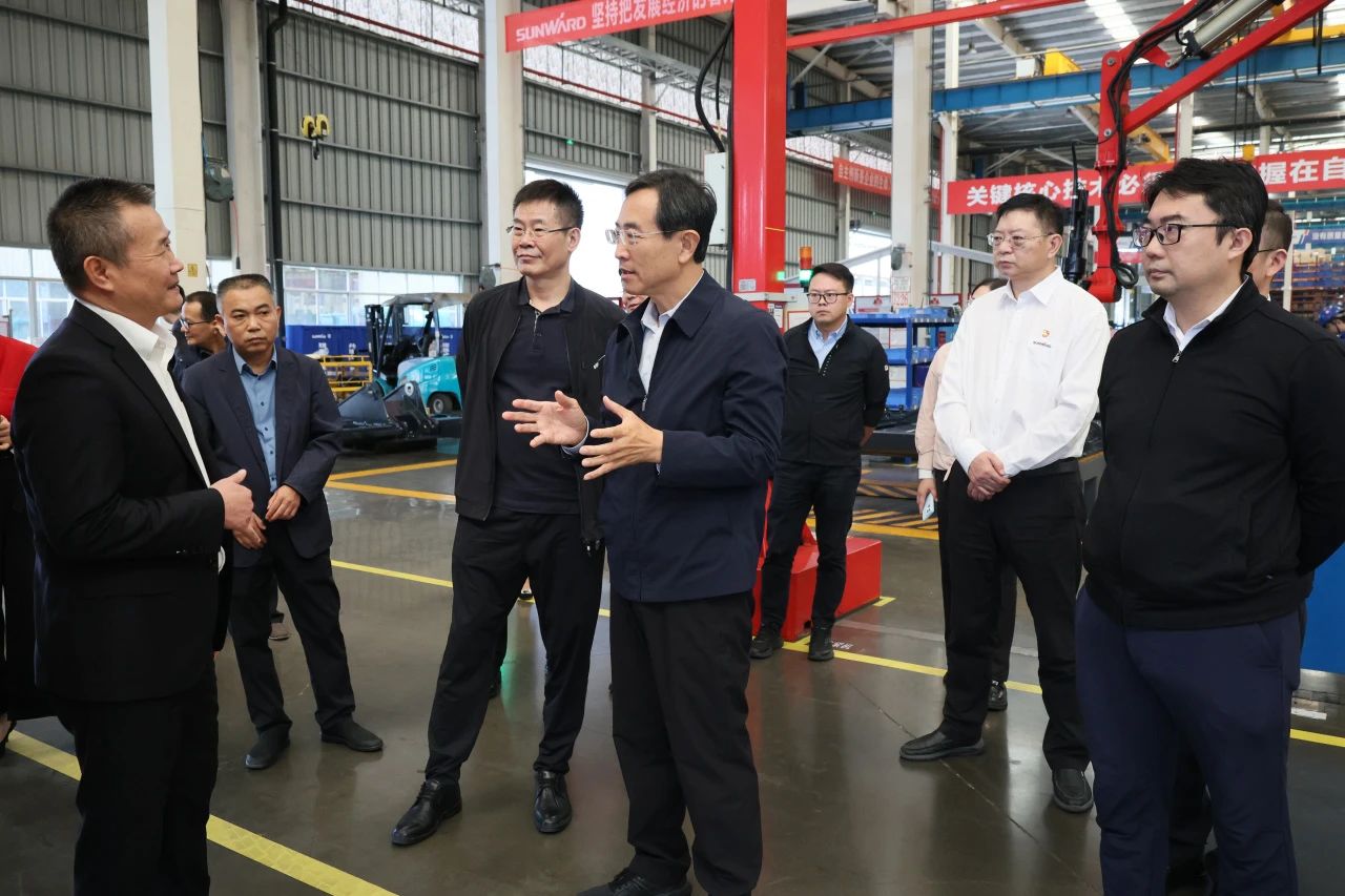 北京市政协副主席林抚生调研平博在线智能