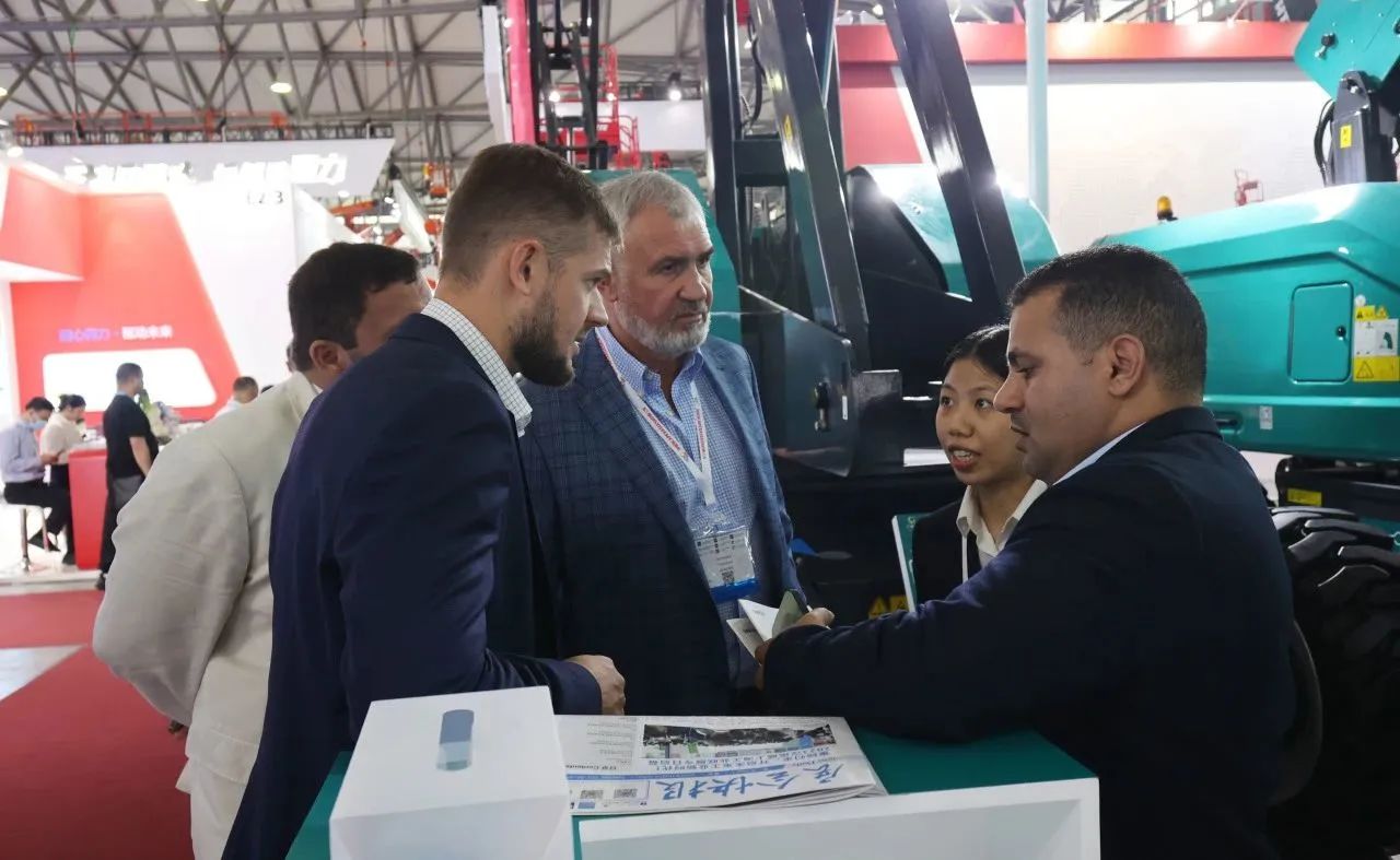 精品出击，闪耀魔都！平博在线智能全系列高空机械亮相2023亚洲国际高空展