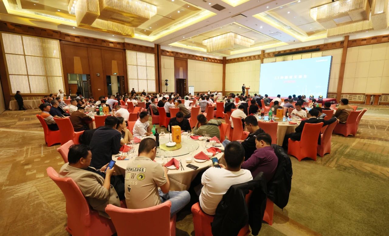 精品出击，闪耀魔都！平博在线智能全系列高空机械亮相2023亚洲国际高空展