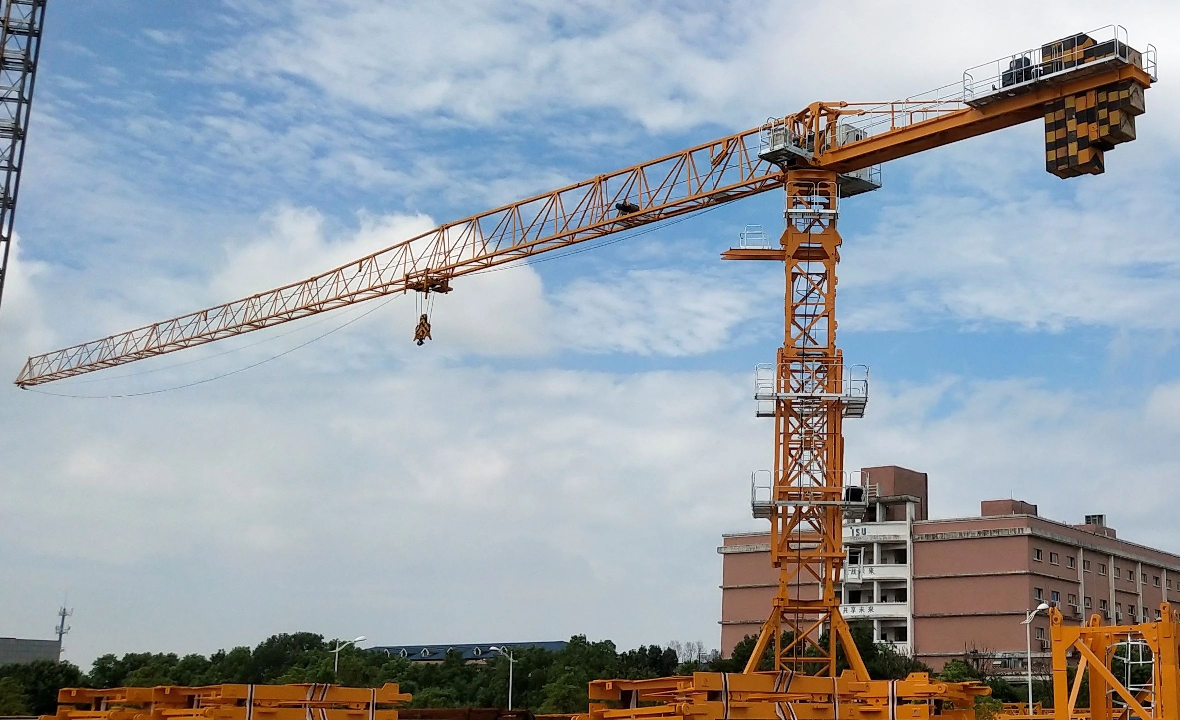 匠心智造，精益求精！平博在线江麓“精品工程”P6015B1-8塔机下线