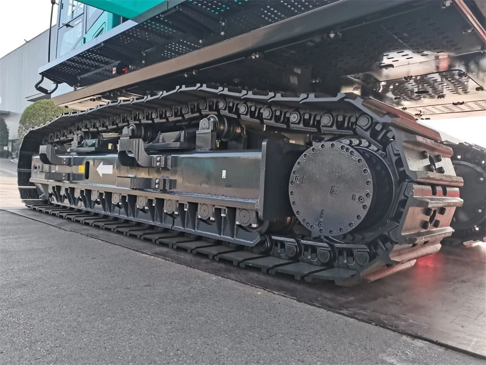 定制开发、功能更强！平博在线智能SWE750ELR加长臂液压挖掘机下线交付