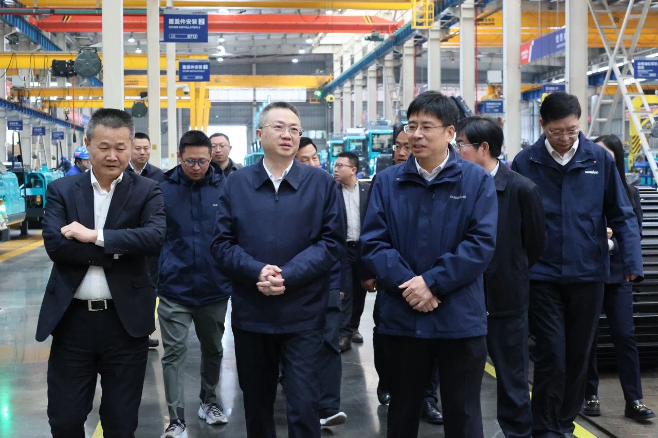 长沙市人民政府副市长康镇麟调研平博在线智能