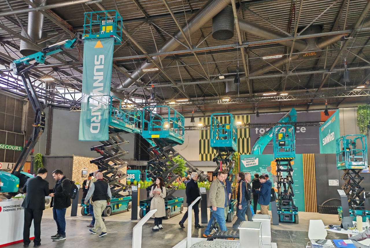 平博在线智能高空机械闪耀2024法国工程机械展