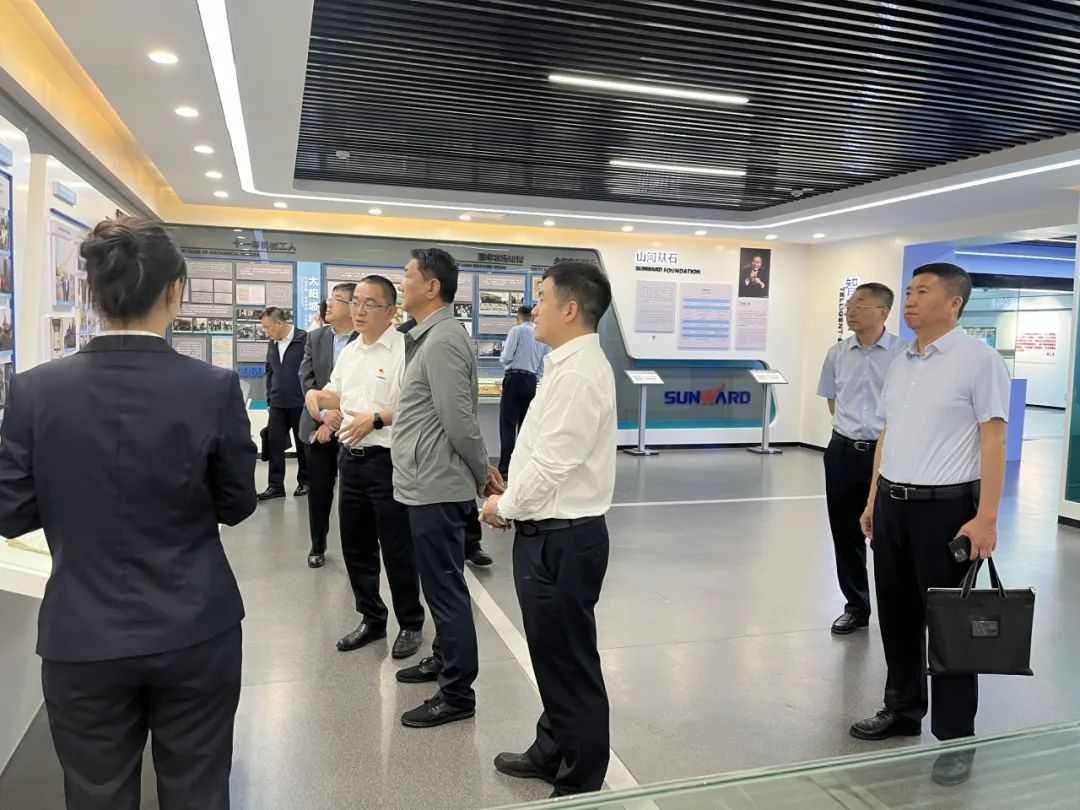 中煤平朔党委书记、董事长陈建一行调研平博在线智能