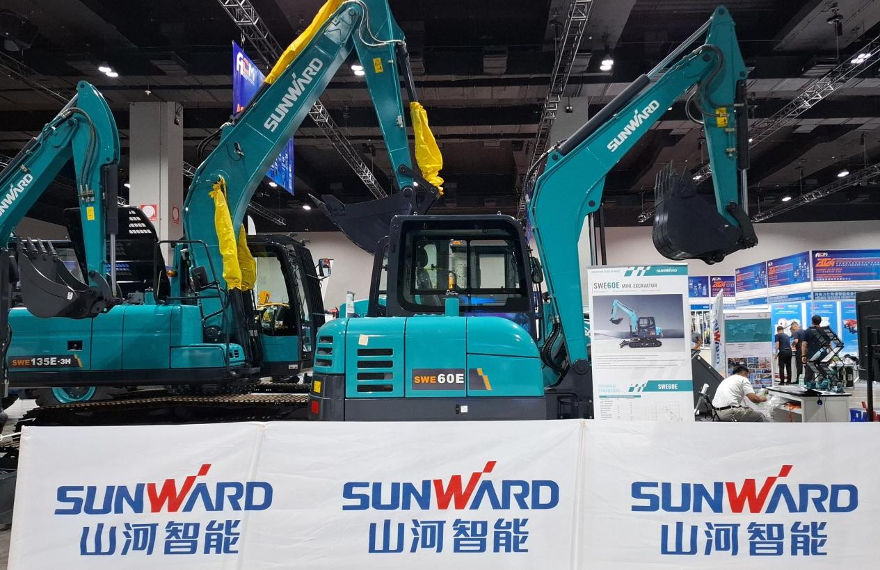 扬帆起航 | 平博在线智能闪耀长沙工程机械展东南亚分展