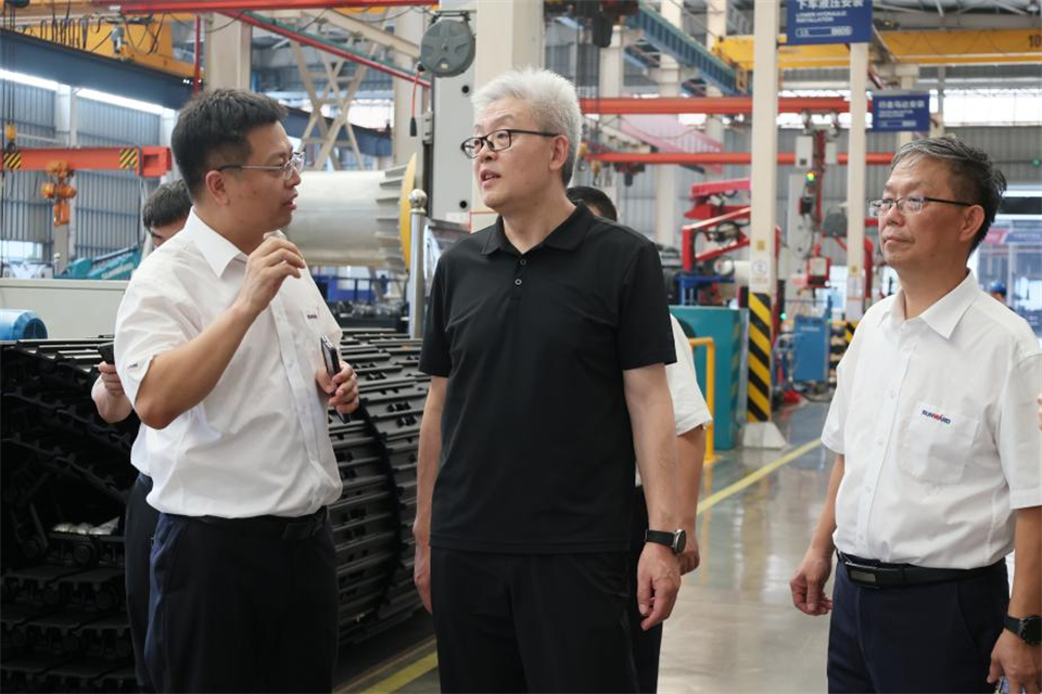 中国五矿工会主席、职工董事张晔到平博在线智能调研交流