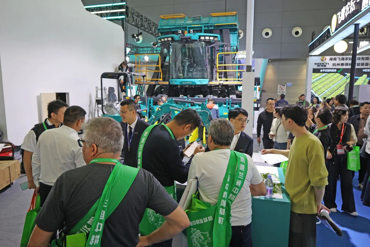 聚焦智能化、无人化！平博在线智能携多款产品亮相2024中国国际农业机械展