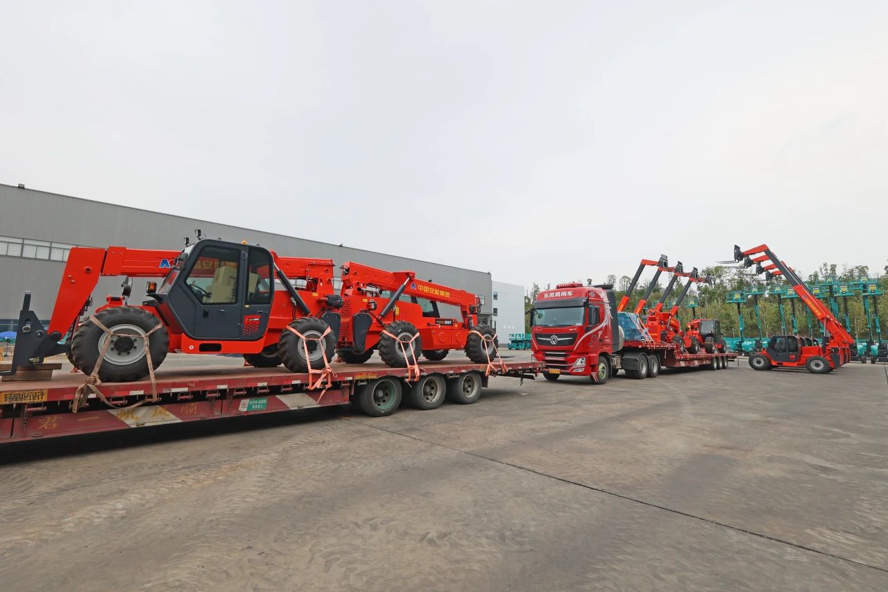 应运而生，“急”速响应！平博在线智能伸缩臂叉装车进军应急救援领域