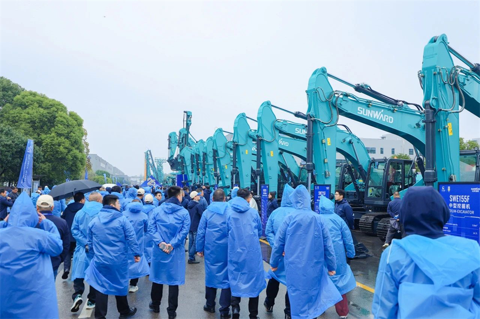 创新引领价值，理想成就未来！平博在线智能25周年庆典暨全球客户节隆重举办