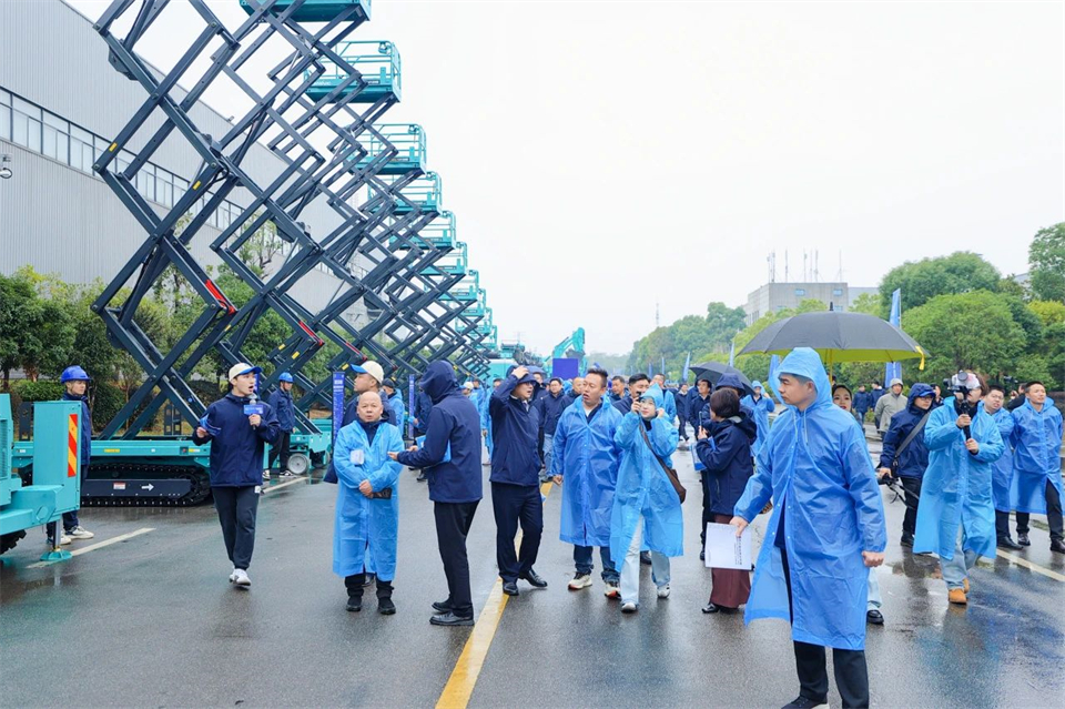 创新引领价值，理想成就未来！平博在线智能25周年庆典暨全球客户节隆重举办