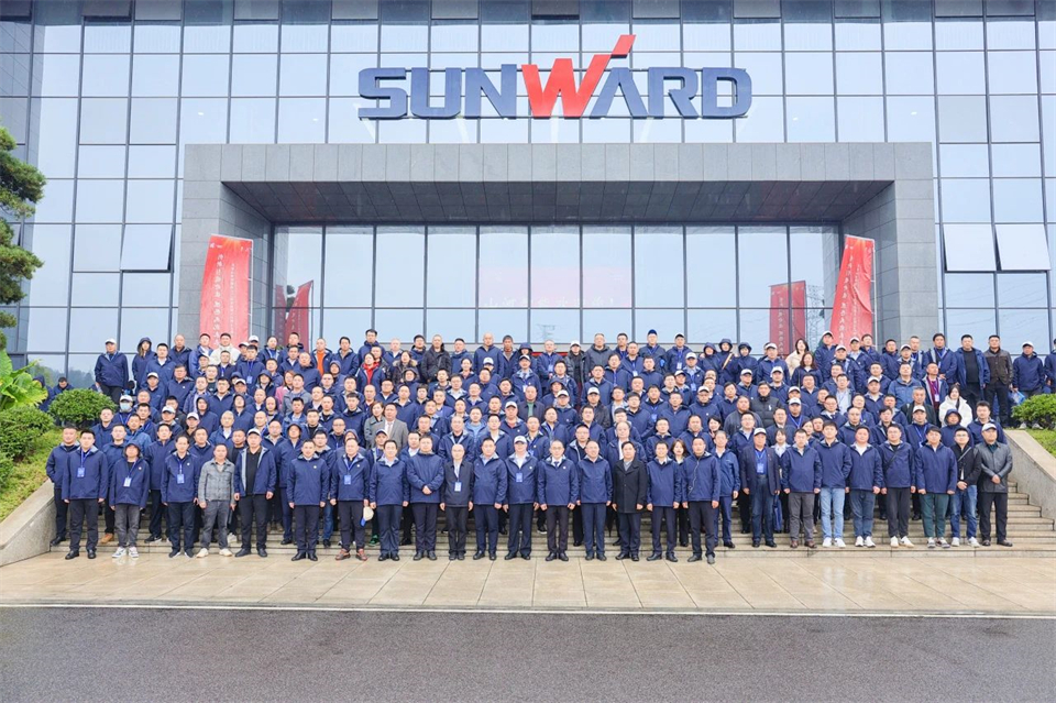 创新引领价值，理想成就未来！平博在线智能25周年庆典暨全球客户节隆重举办