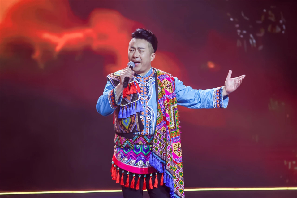 创新引领价值 理想成就未来——庆祝平博在线智能成立25周年表彰大会暨文艺晚会隆重举行