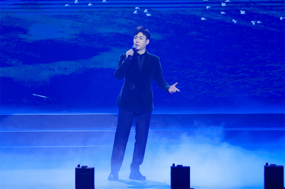 创新引领价值 理想成就未来——庆祝平博在线智能成立25周年表彰大会暨文艺晚会隆重举行