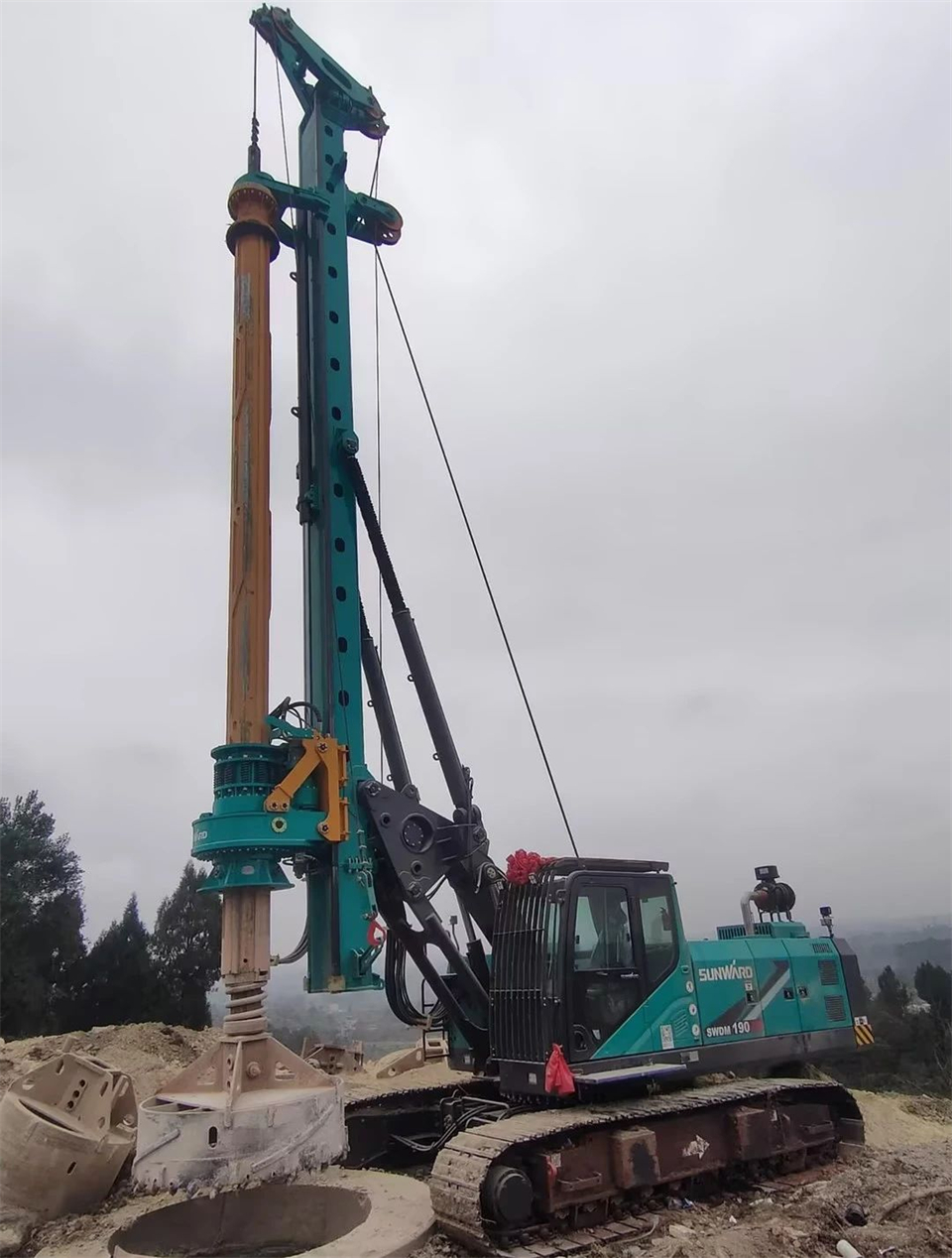 平博在线智能举办电塔桩技术创新交流会，为电力基础设施建设注入新动力