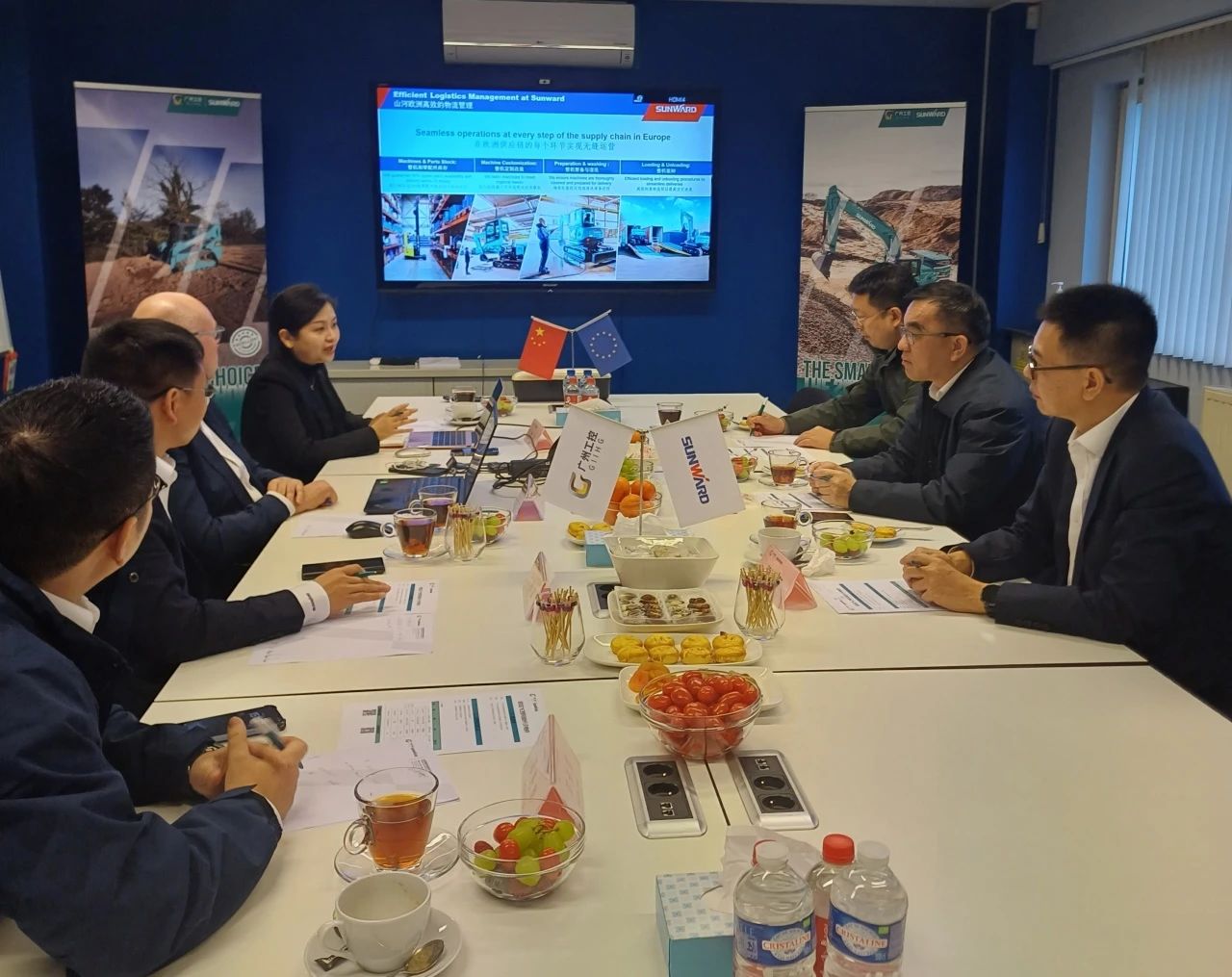 广州工控集团总经理王福铸率队考察平博在线智能欧洲子公司