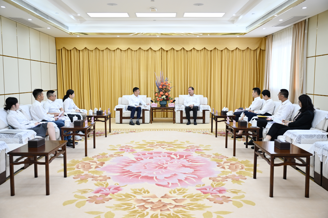 范少军会见平博在线智能董事长付向东