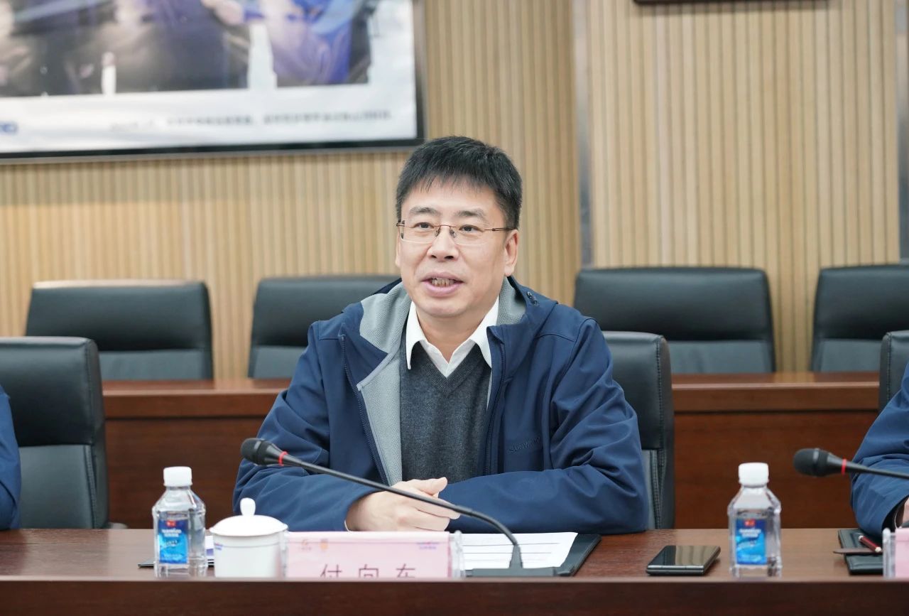 中国出口信用保险公司到访平博在线智能