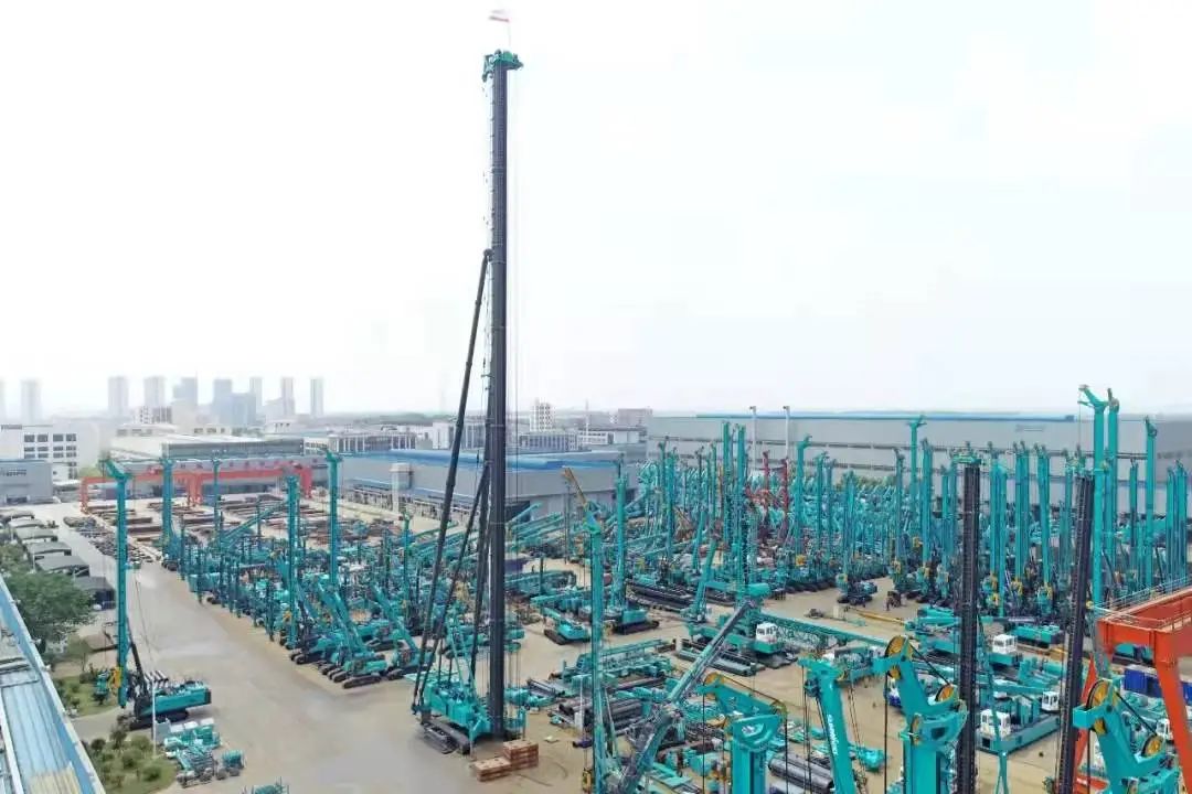 平博在线智能高端工程装备智能工厂项目荣获“2024年度中国智能制造最佳应用实践案例”