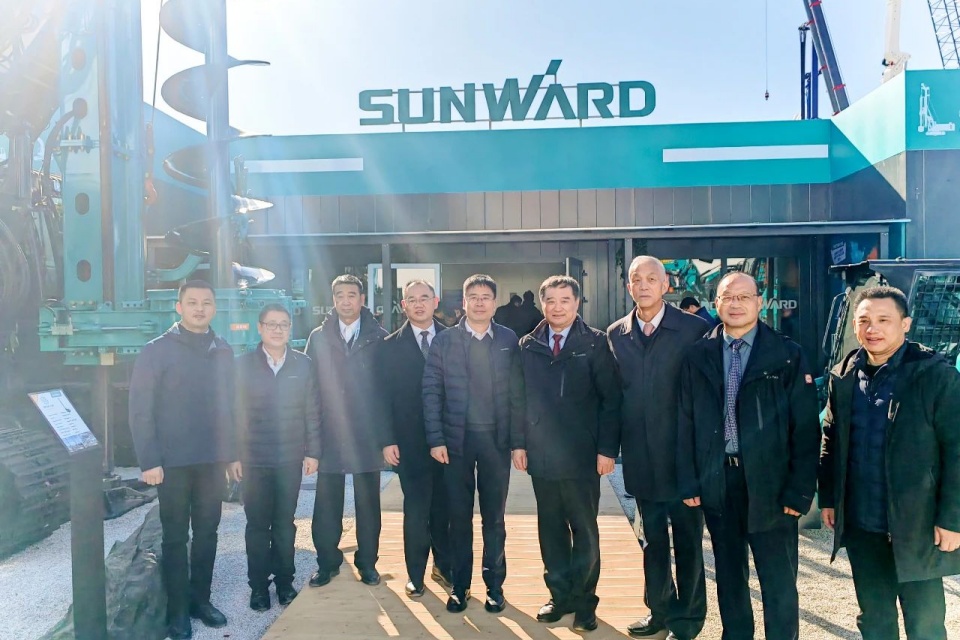 Bauma 2025 | 聚焦2025德国宝马展，探索平博在线智能的创新设备与可持续解决方案