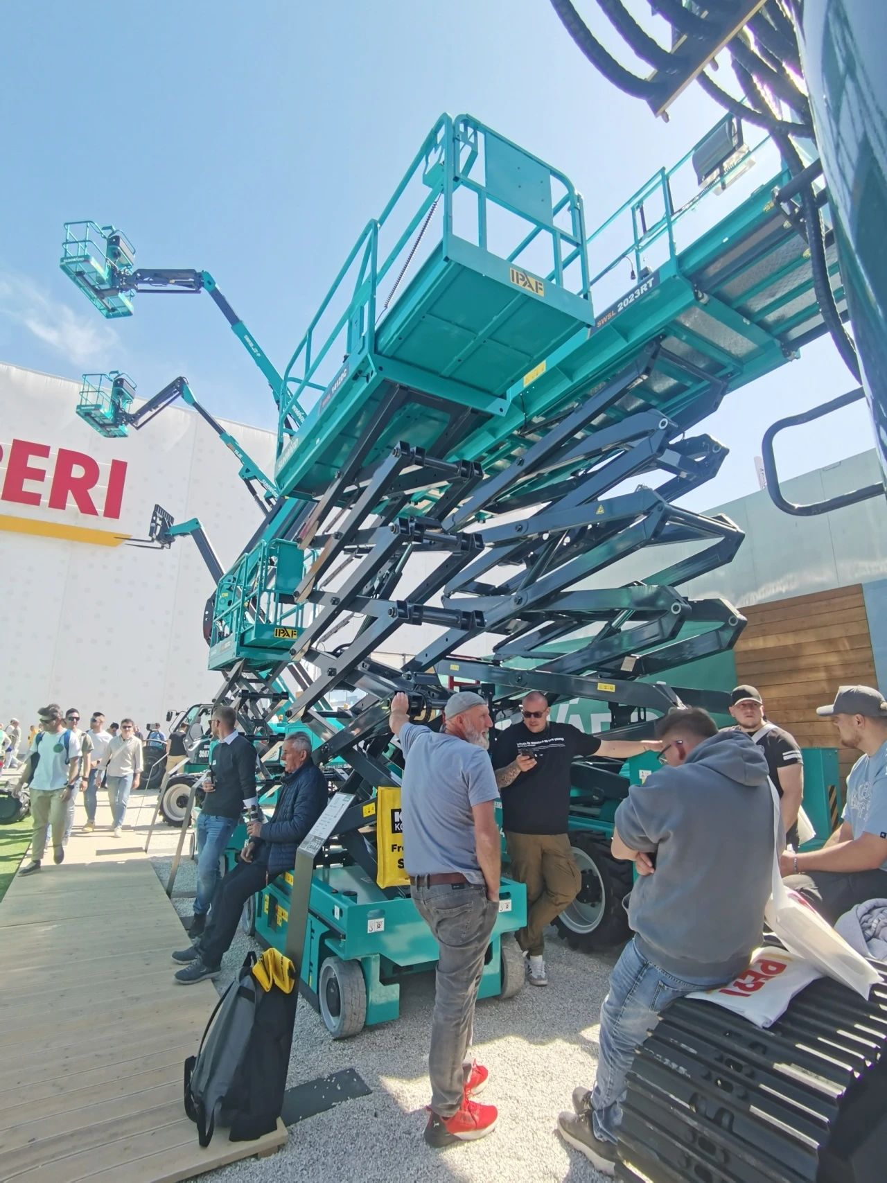 平博在线智能高空机械闪耀Bauma 2025！ 新能源技术与创新产品获全球瞩目