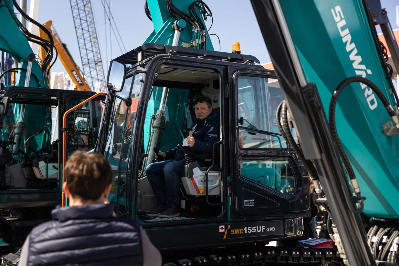 平博在线智能董事长付向东：以绿色智造与全球战略解锁中国工程机械的进阶密码