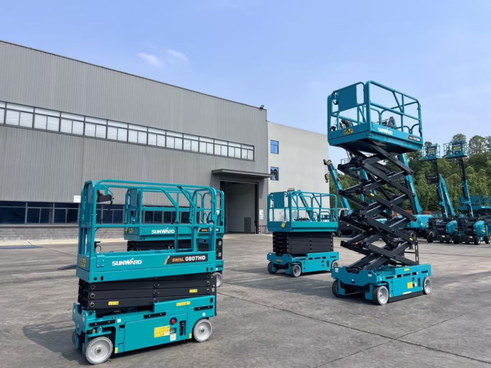 平博在线智能电动液驱剪叉系列产品全面升级，为客户创造更大价值