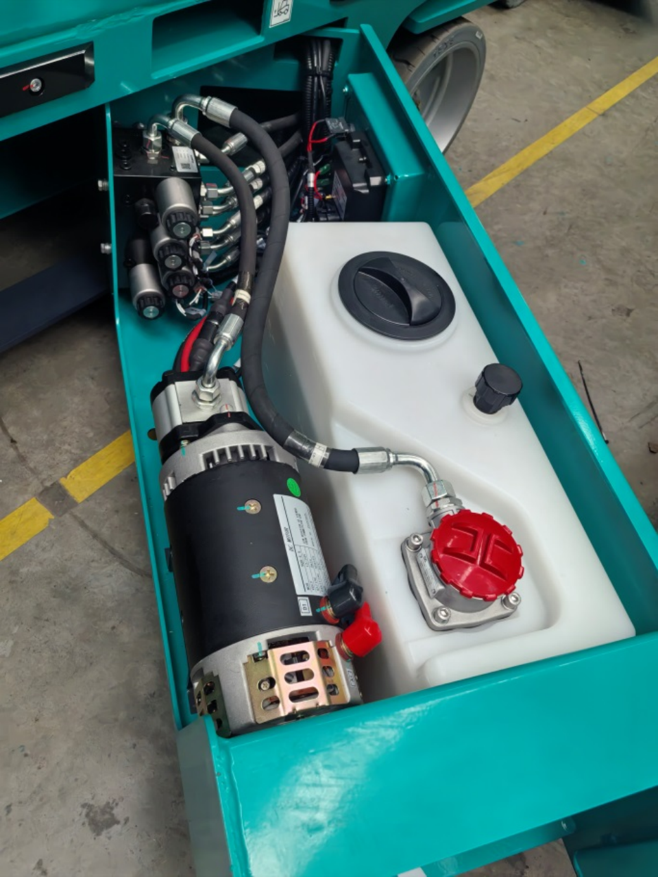 平博在线智能电动液驱剪叉系列产品全面升级，为客户创造更大价值