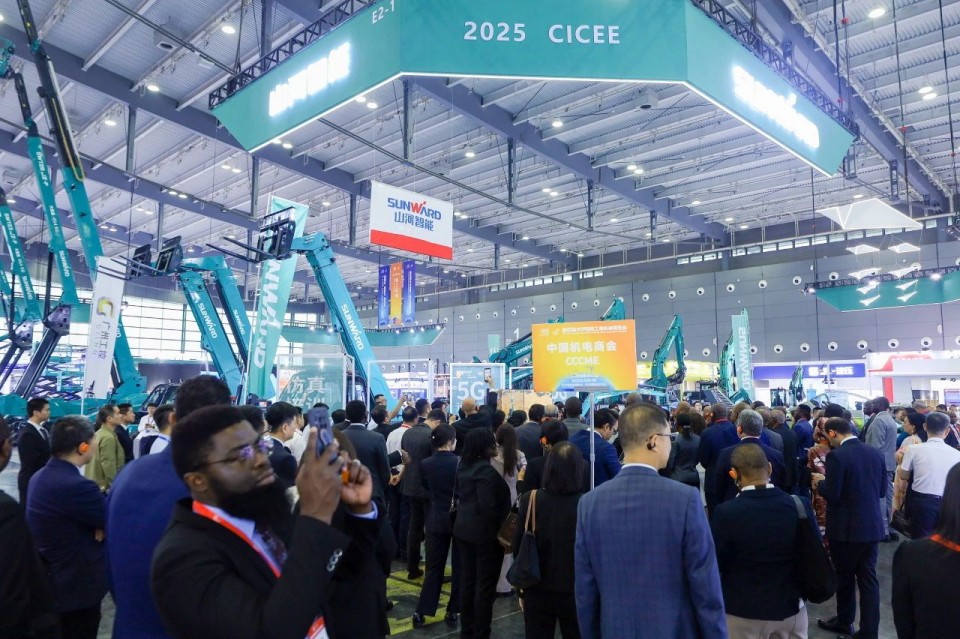 2025 CICEE | 平博在线智能实力闪耀2025长沙国际工程机械展
