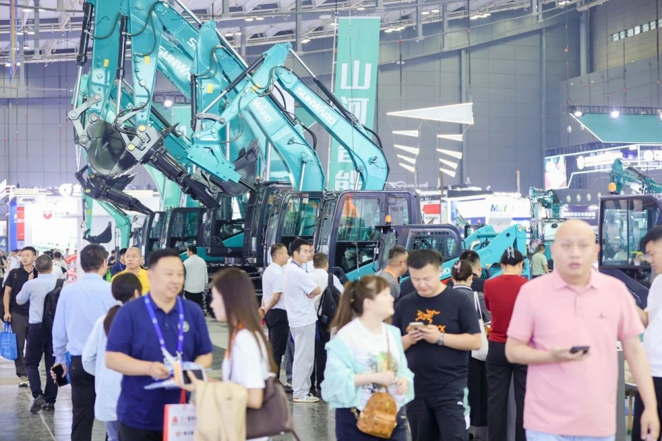 2025 CICEE | 平博在线智能实力闪耀2025长沙国际工程机械展