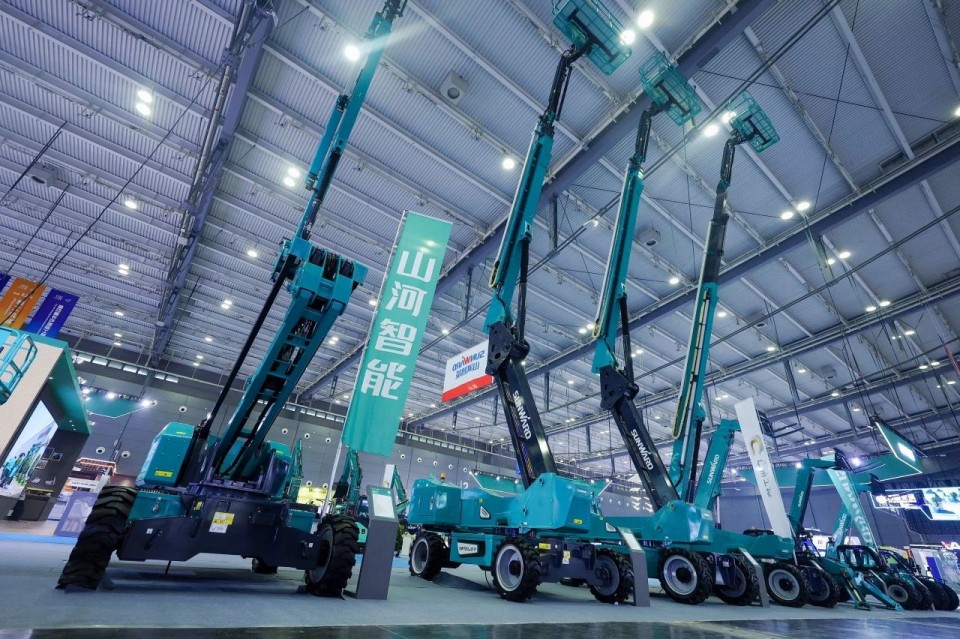 2025 CICEE | 平博在线智能实力闪耀2025长沙国际工程机械展