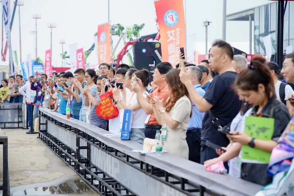 2025 CICEE | 平博在线智能实力闪耀2025长沙国际工程机械展