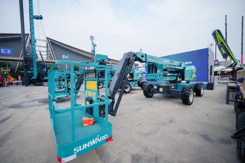 2025 CICEE | 圆满收官！平博在线智能展区亮点精彩回顾