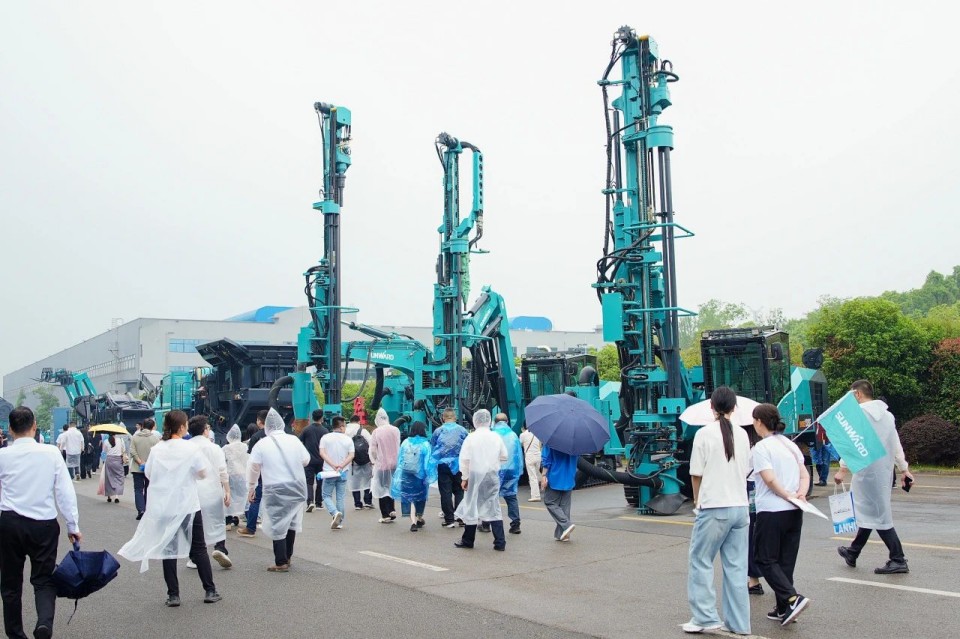 2025 CICEE | 圆满收官！平博在线智能展区亮点精彩回顾