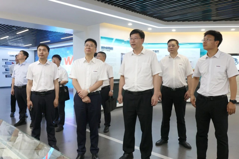 中国工程院院士、中南林业科技大学党委书记吴义强一行到平博在线智能开展访企拓岗活动