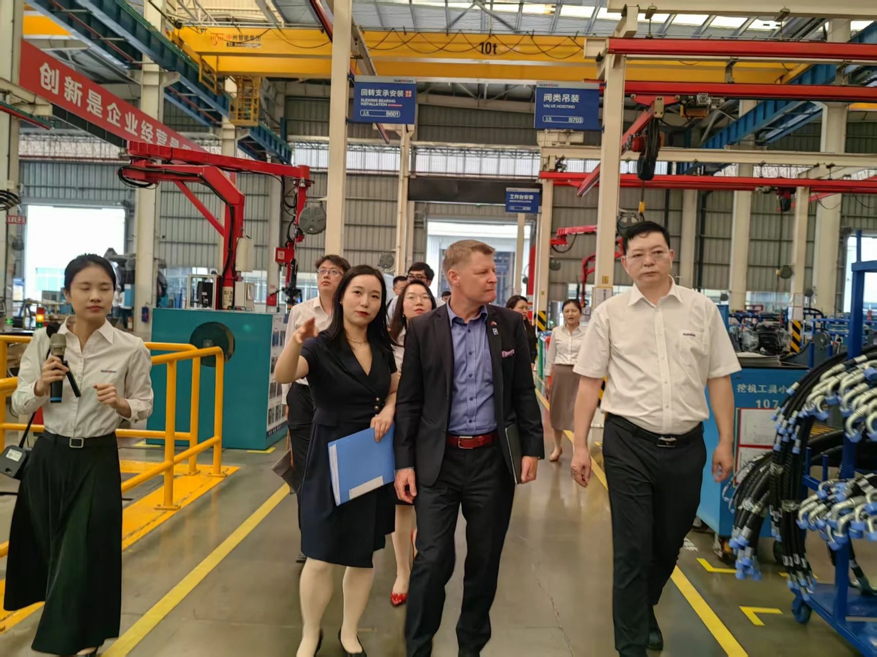 芬兰驻华大使馆商务参赞到访平博在线智能