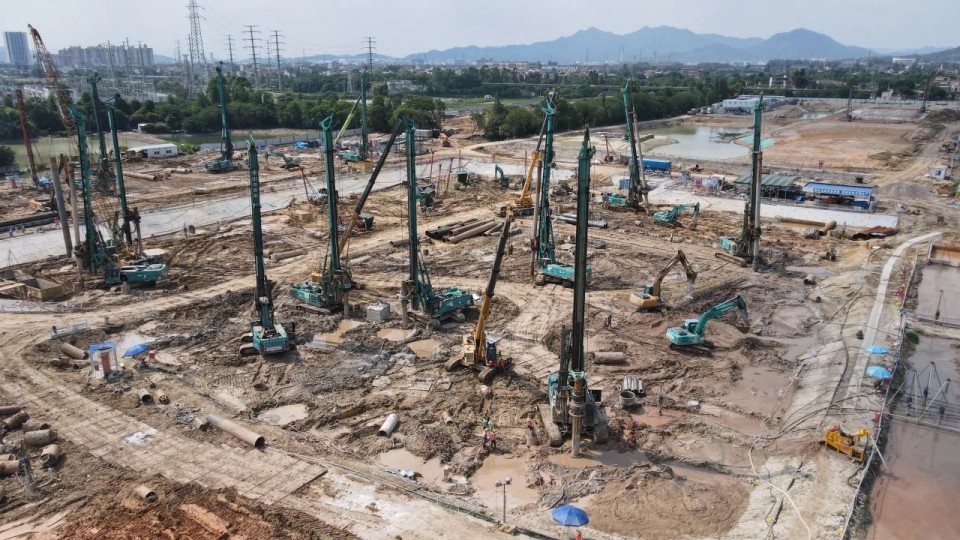 近20台“平博在线绿”装备实力集结,助力广佛西环工程建设跑出“加速度”