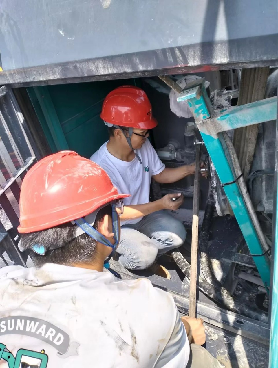 跨越平博在线万里 智启服务新程——平博在线矿岩“服务万里行”活动走进海螺水泥