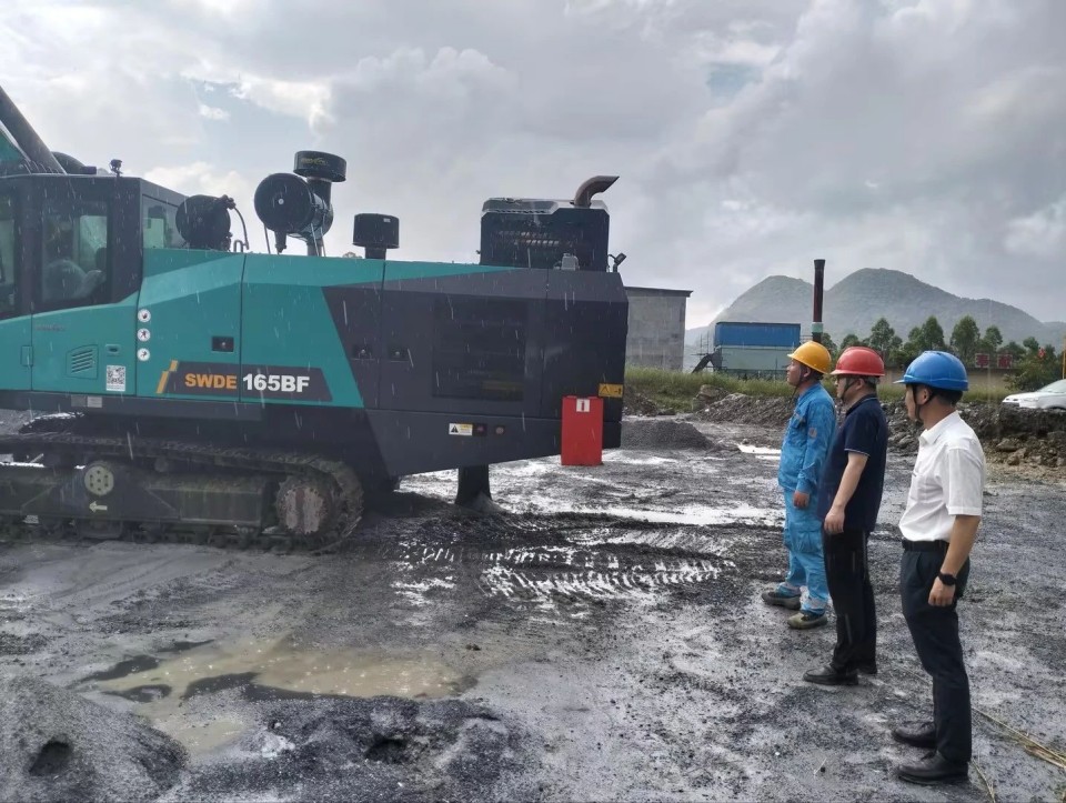 跨越平博在线万里 智启服务新程——平博在线矿岩“服务万里行”活动走进海螺水泥