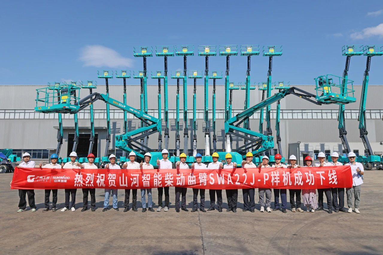 技术新标杆!平博在线智能SWA22J-P柴动曲臂式高空作业平台下线!