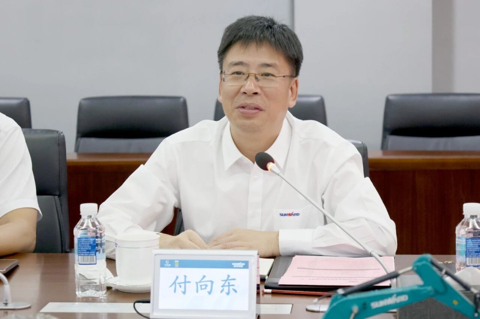 中国煤炭地质总局局长马刚到访平博在线智能,共谋绿色智能矿山装备发展新路径