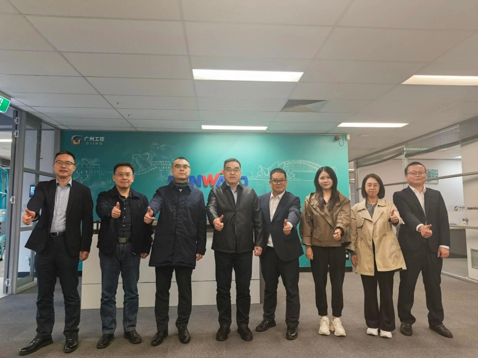 广州工控集团总经理王福铸率队考察平博在线智能澳大利亚子公司